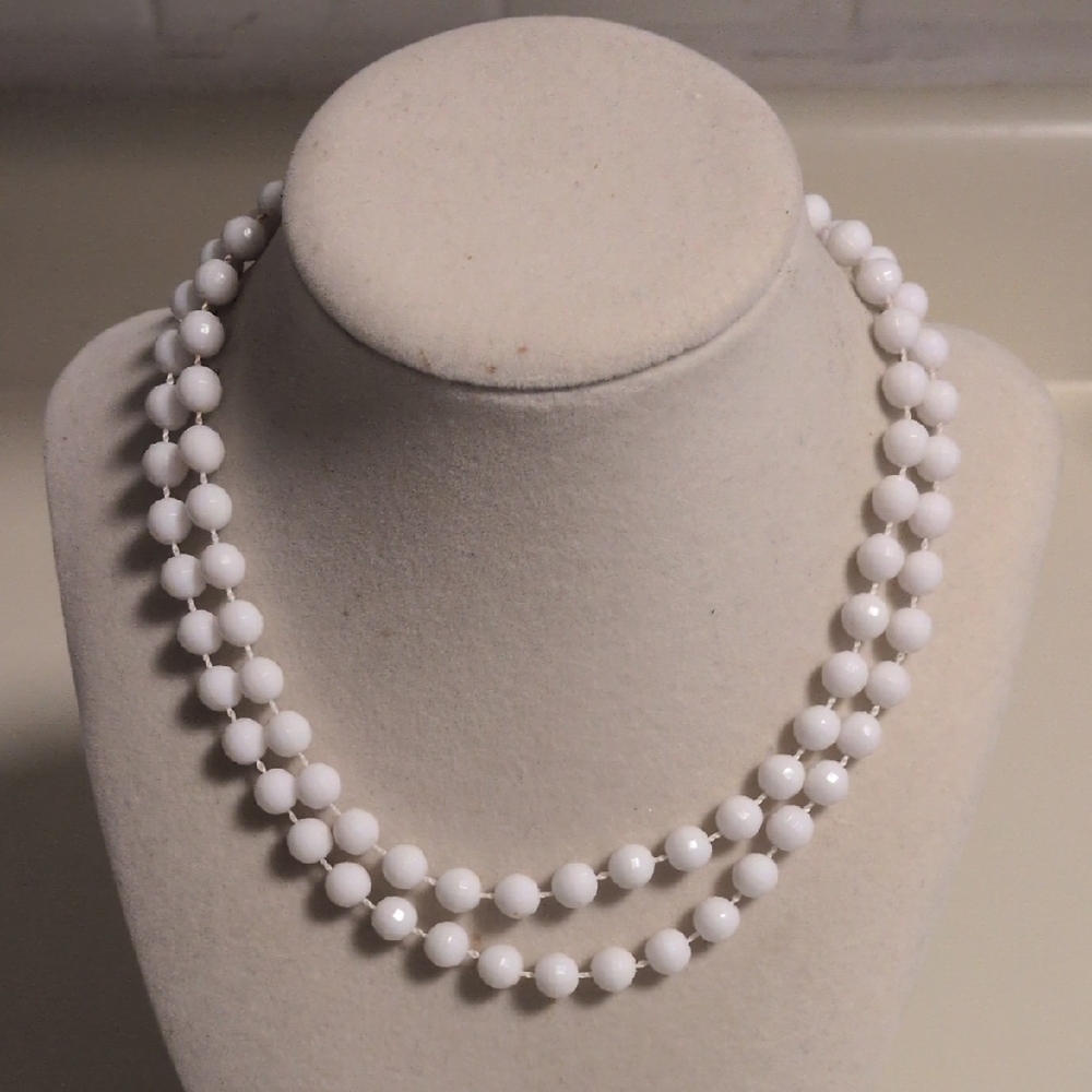 Elegant‎ White Beaded Costume Necklace